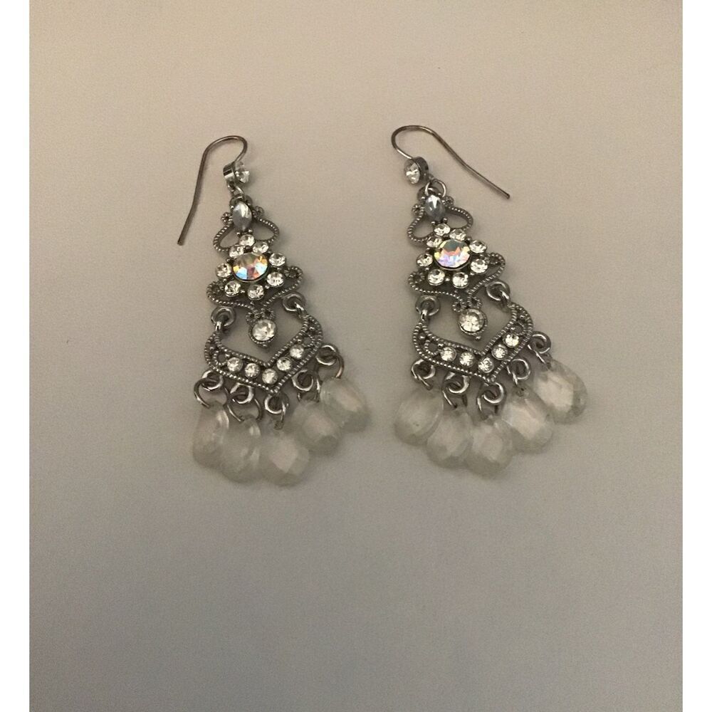 Pretty Silver Aurora Borealis Rhinestone & Bead Chandelier Earrings